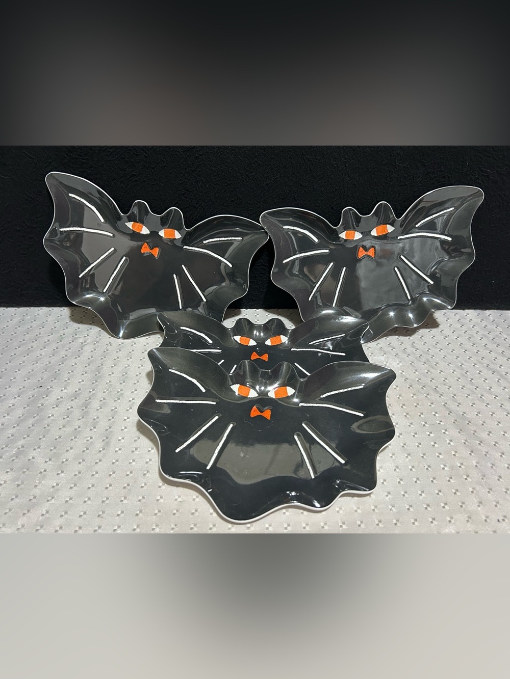 Hyde And Eek “Bat” Figuratively Dinner Plate Set Of 4